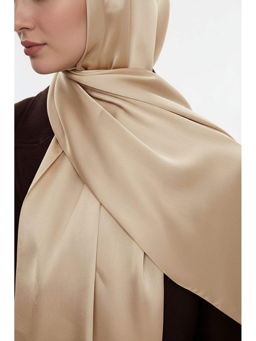 & YAQA Özel Saten Dokulu Bej Rengi Şal-2