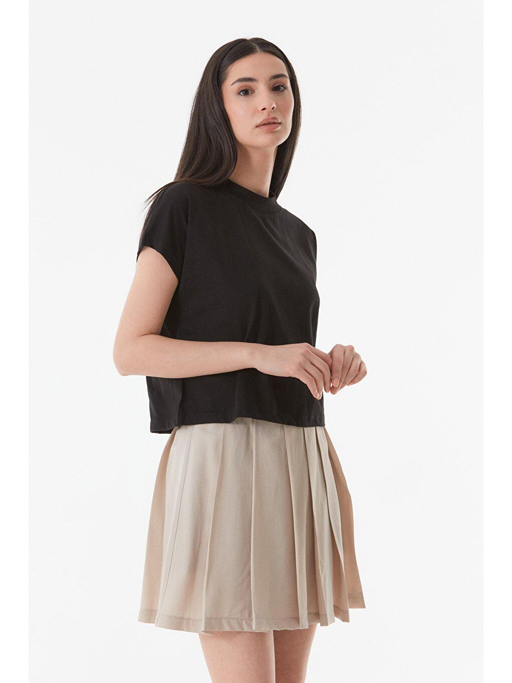 Siyah Basic Bisiklet Yaka Oversize Tişört-3