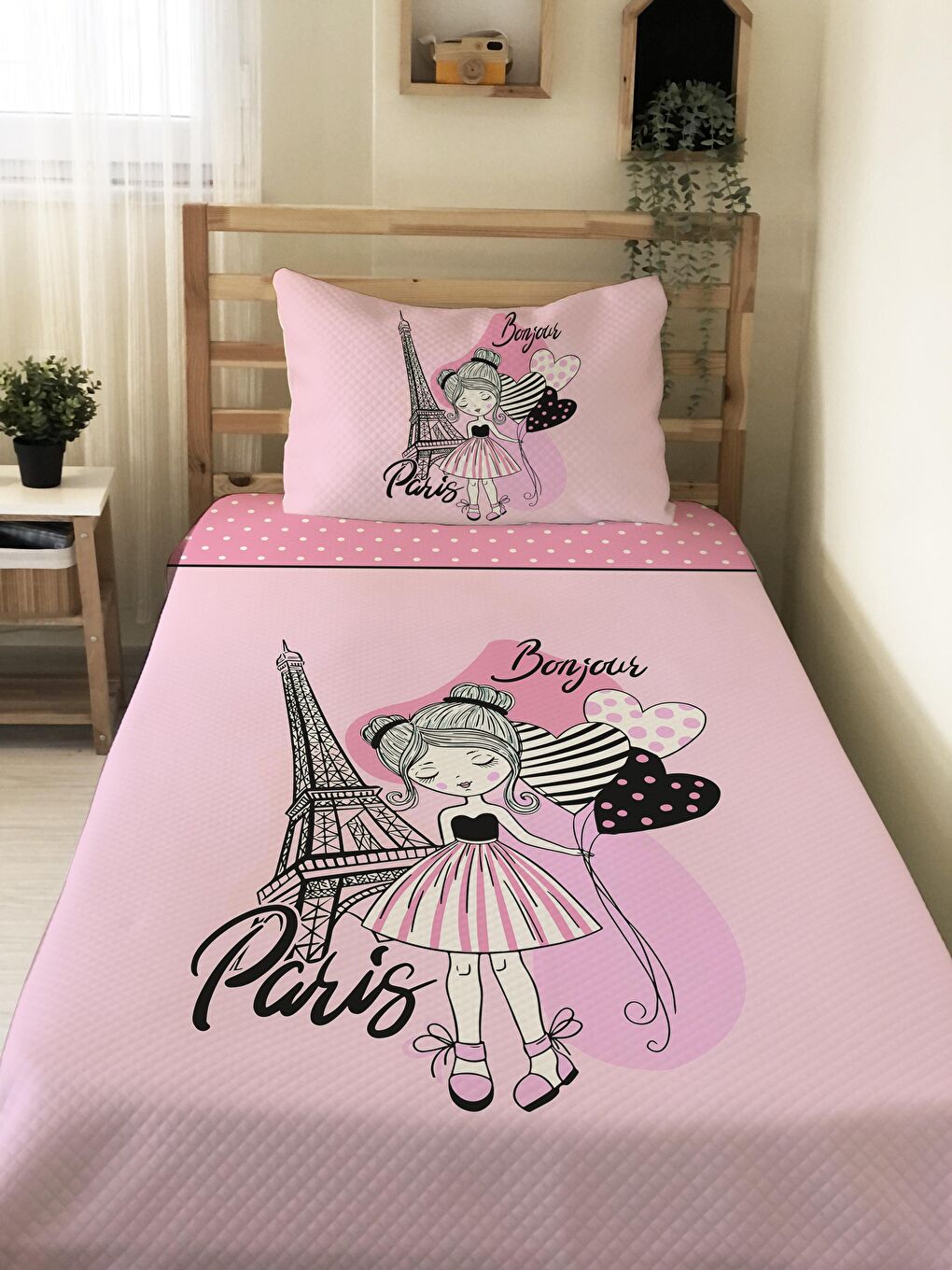 EVMİLA Karışık Eyfel Kız Desenli Soft Baskılı Tek Kişilik 160x220 Cm Pike- Pembe