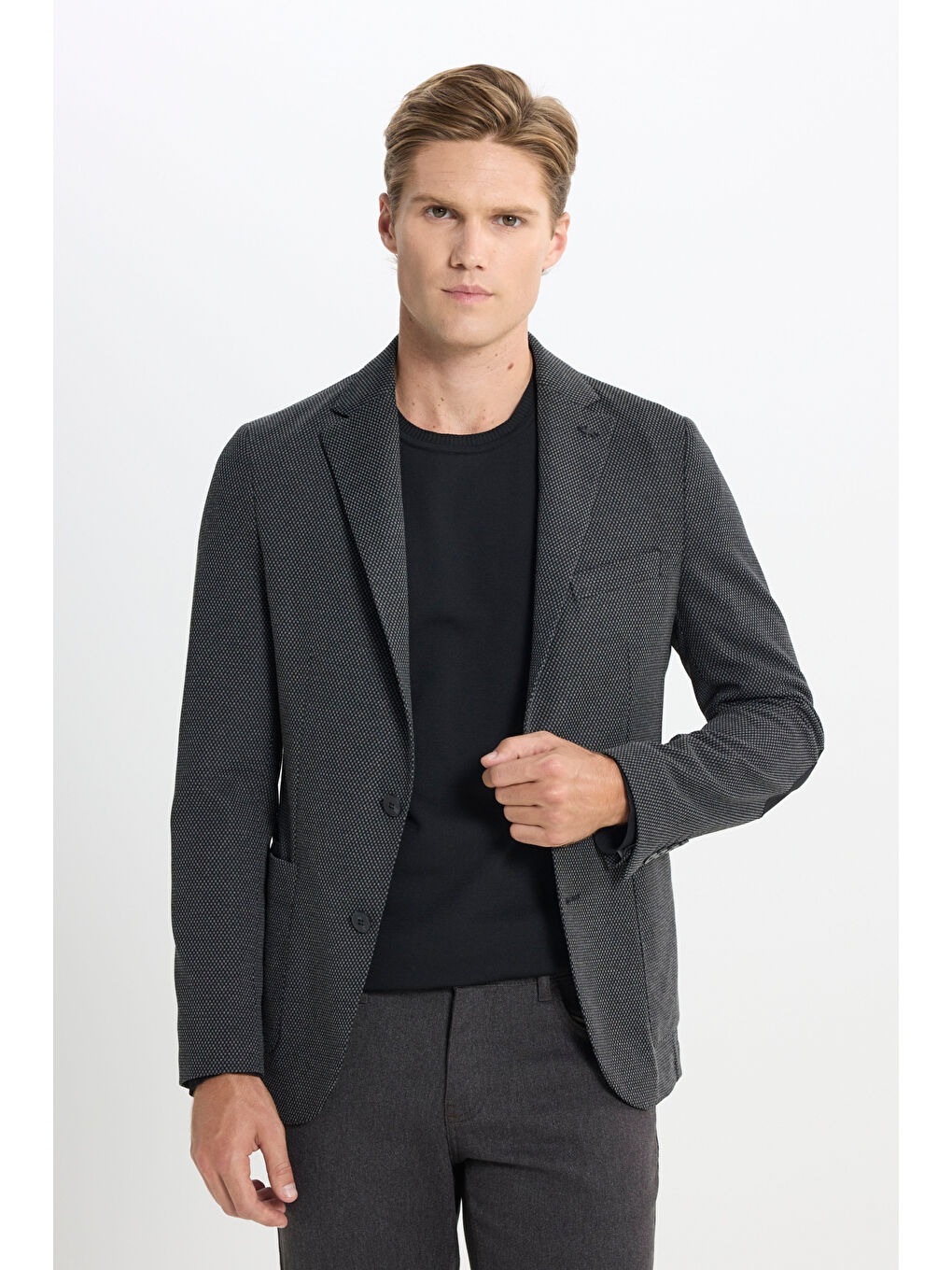 Erkek Siyah Slim Fit Dar Kesim Mono Yaka Desenli Torba Cepli Ceket-3