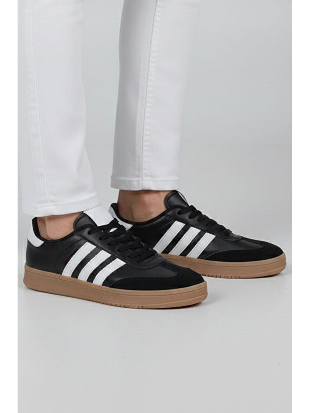 Kadın Siyah Beyaz Süet Detatlı Spor Ayakkabı - 28106-SIYAH-BEYAZ-2