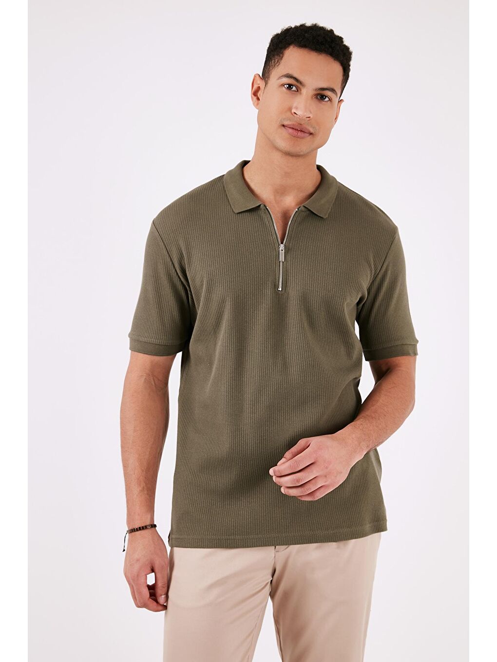 Haki Pamuklu Regular Fit Fermuarlı Polo Yaka %100 Pamuk Tişört 5902738-3