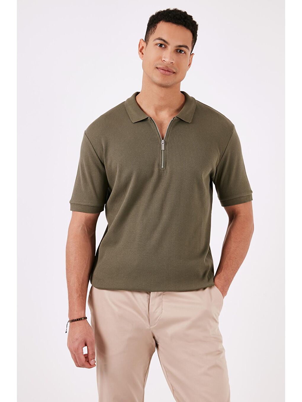 Haki Pamuklu Regular Fit Fermuarlı Polo Yaka %100 Pamuk Tişört 5902738-4