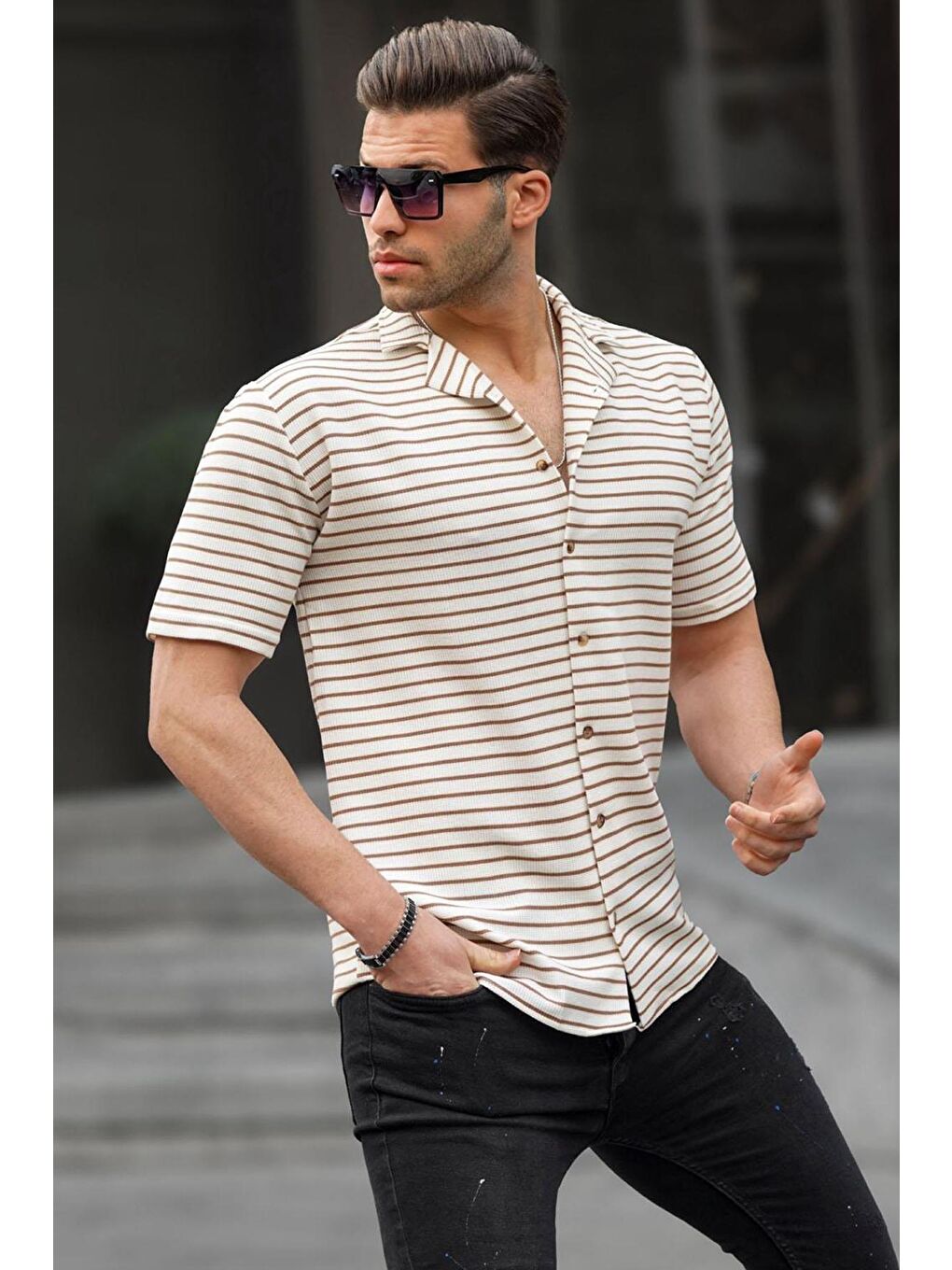 Beyaz Çizgili Kısa Kollu Erkek Gömlek 6703-1