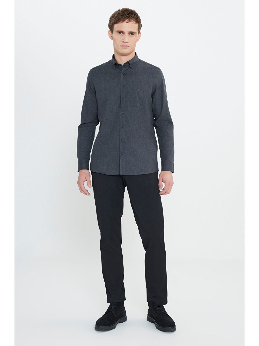 Erkek Siyah Slim Fit Dar Kesim Klasik Yaka Armürlü Gömlek-1