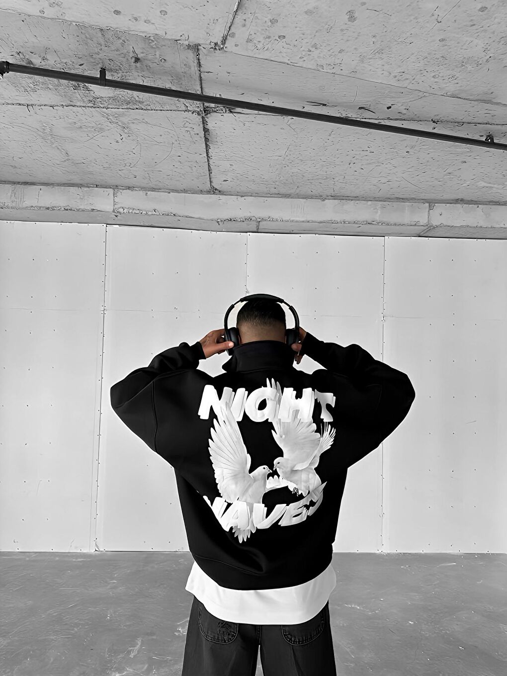 Erkek Oversize Yarım Fermuarlı Dik Yakalı Baskılı Sweatshirt Siyah-1