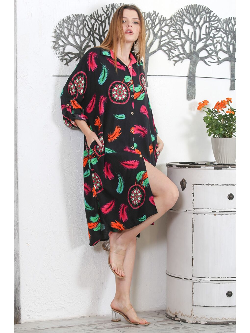 Siyah Gömlek Yaka Uzun Kol Düğmeli Gizli Cepli Allover Baskılı Dokuma Casual Elbise-3