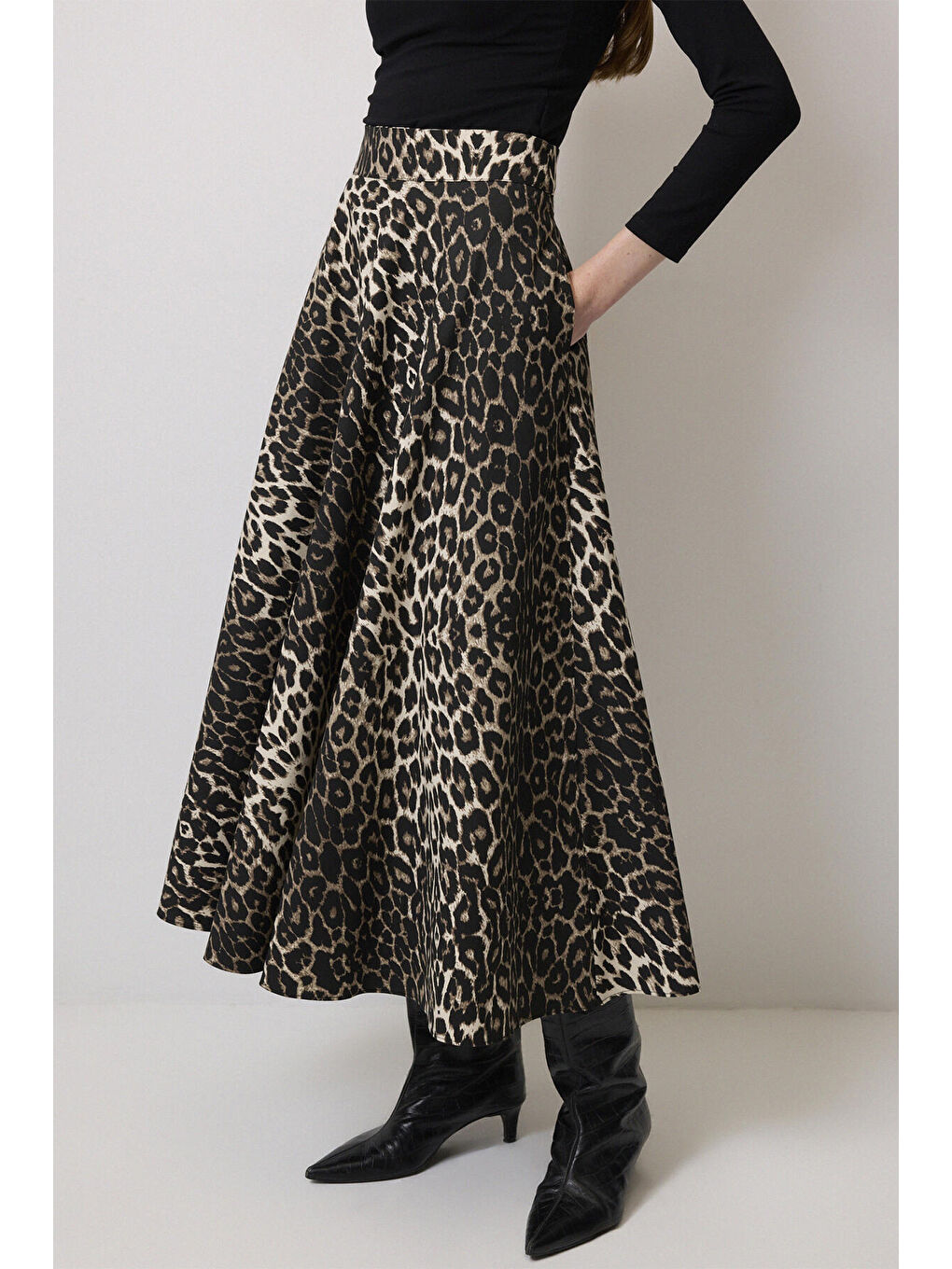 Siyah A Kesim Desenli Gabardin Etek-3