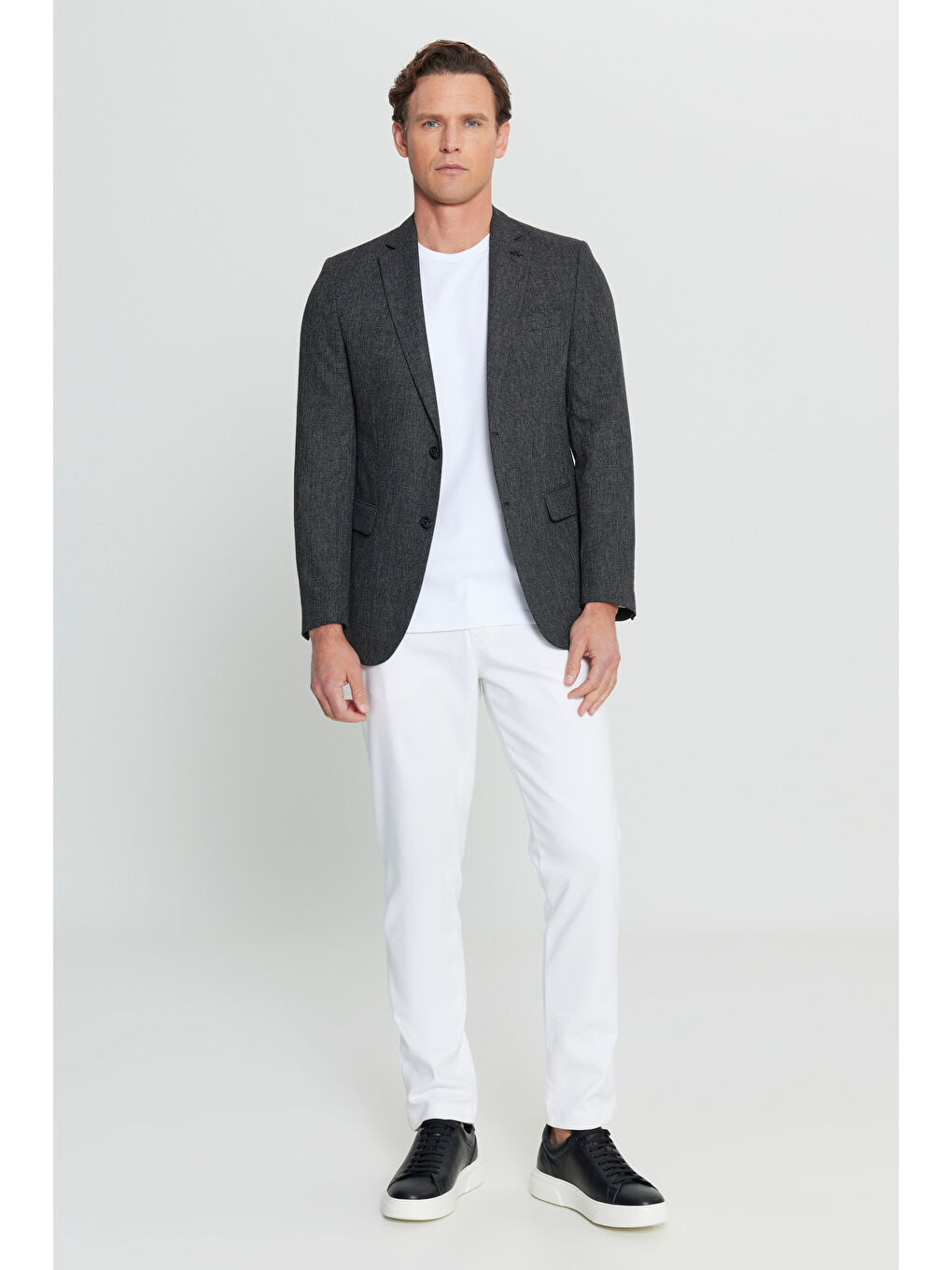 Erkek Siyah Keten Regular Fit Normal Kesim Mono Yaka  Kapak Cepli Armürlü Blazer Ceket-1