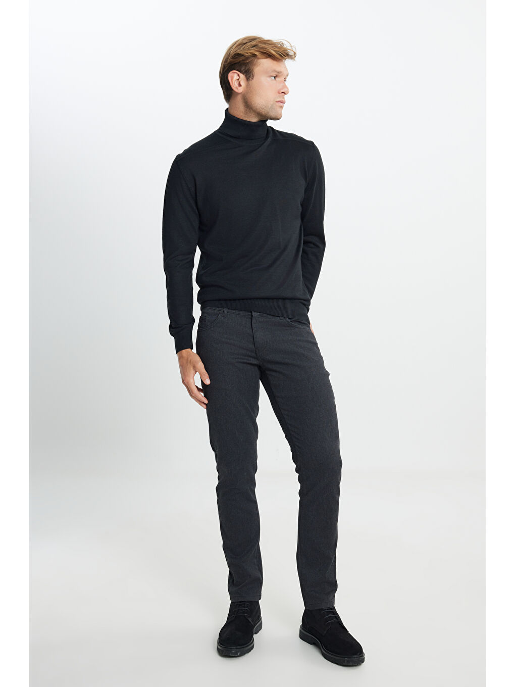 Erkek Siyah Yünlü Sıcak Tutan Standart Fit Normal Kesim Tam Balıkçı Yaka Triko Kazak-1