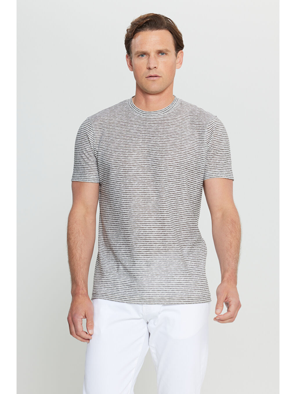 Erkek Beyaz-Gri Pamuklu Slim Fit Dar Kesim Bisiklet Yaka Çizgili Tişört-2