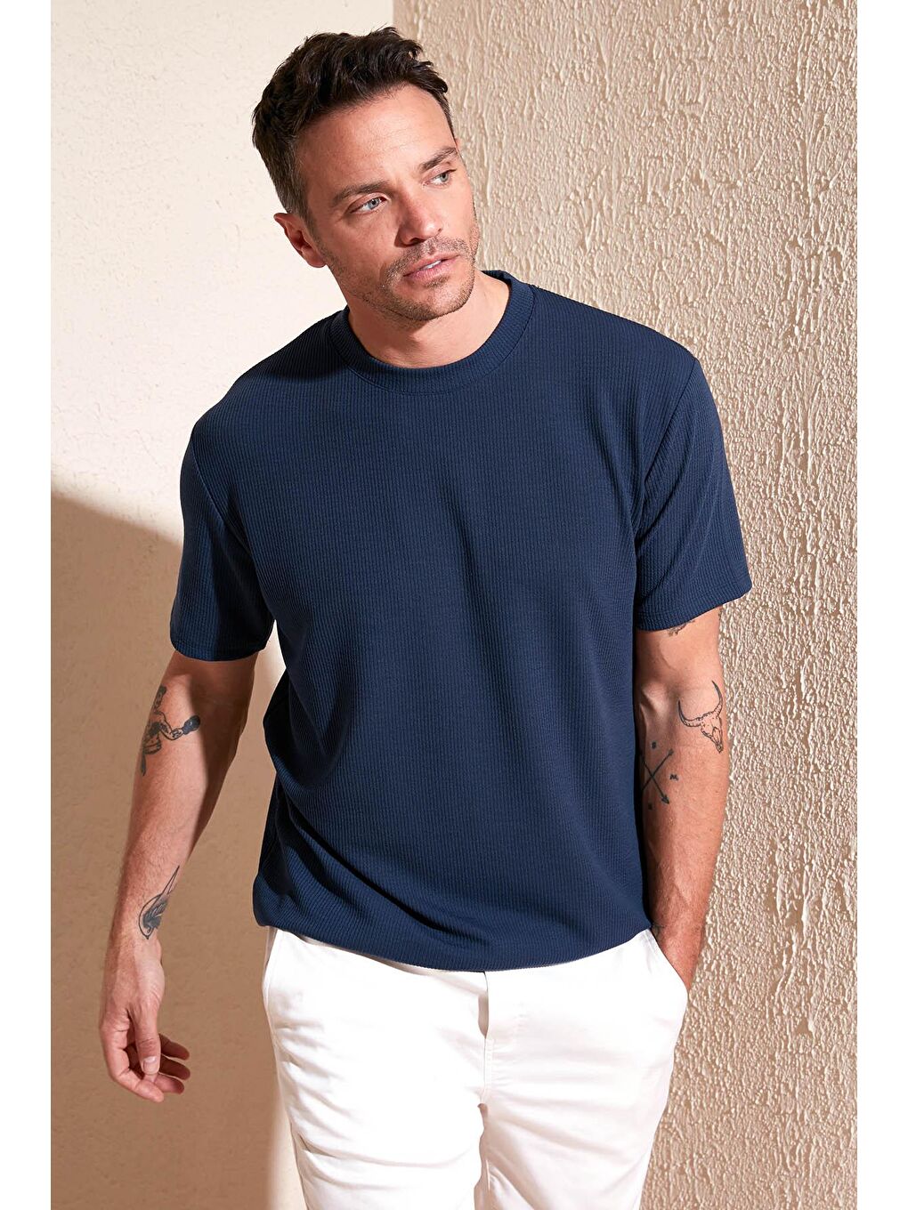 Buratti İndigo Pamuklu Bisiklet Yaka Regular Fit Basic T Shirt 5902767