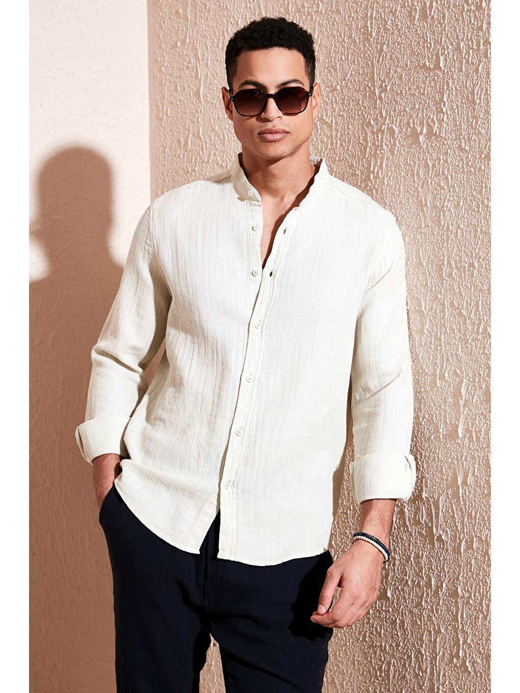 Bej Pamuklu Regular Fit Hakim Yaka Gömlek CF24S127702