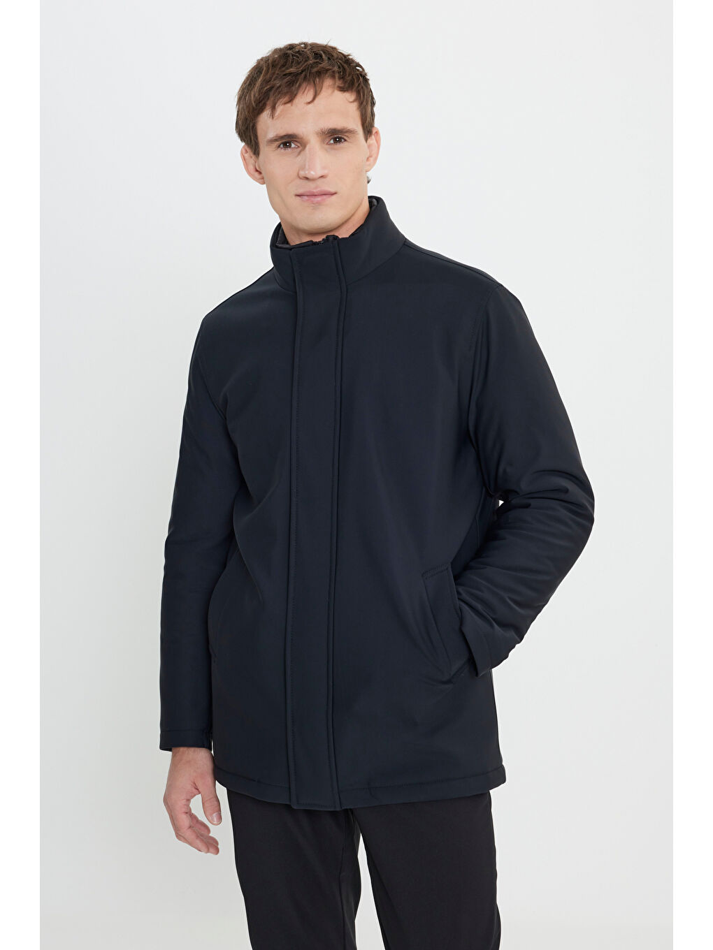 Erkek Siyah Sıcak Tutan Standart Fit Normal Kesim Dik Yaka Yan Cepli Kaban-5