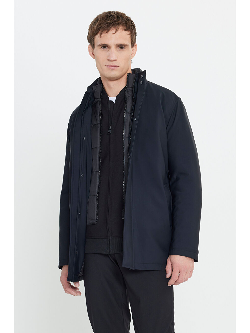 Erkek Siyah Sıcak Tutan Standart Fit Normal Kesim Dik Yaka Yan Cepli Kaban-6