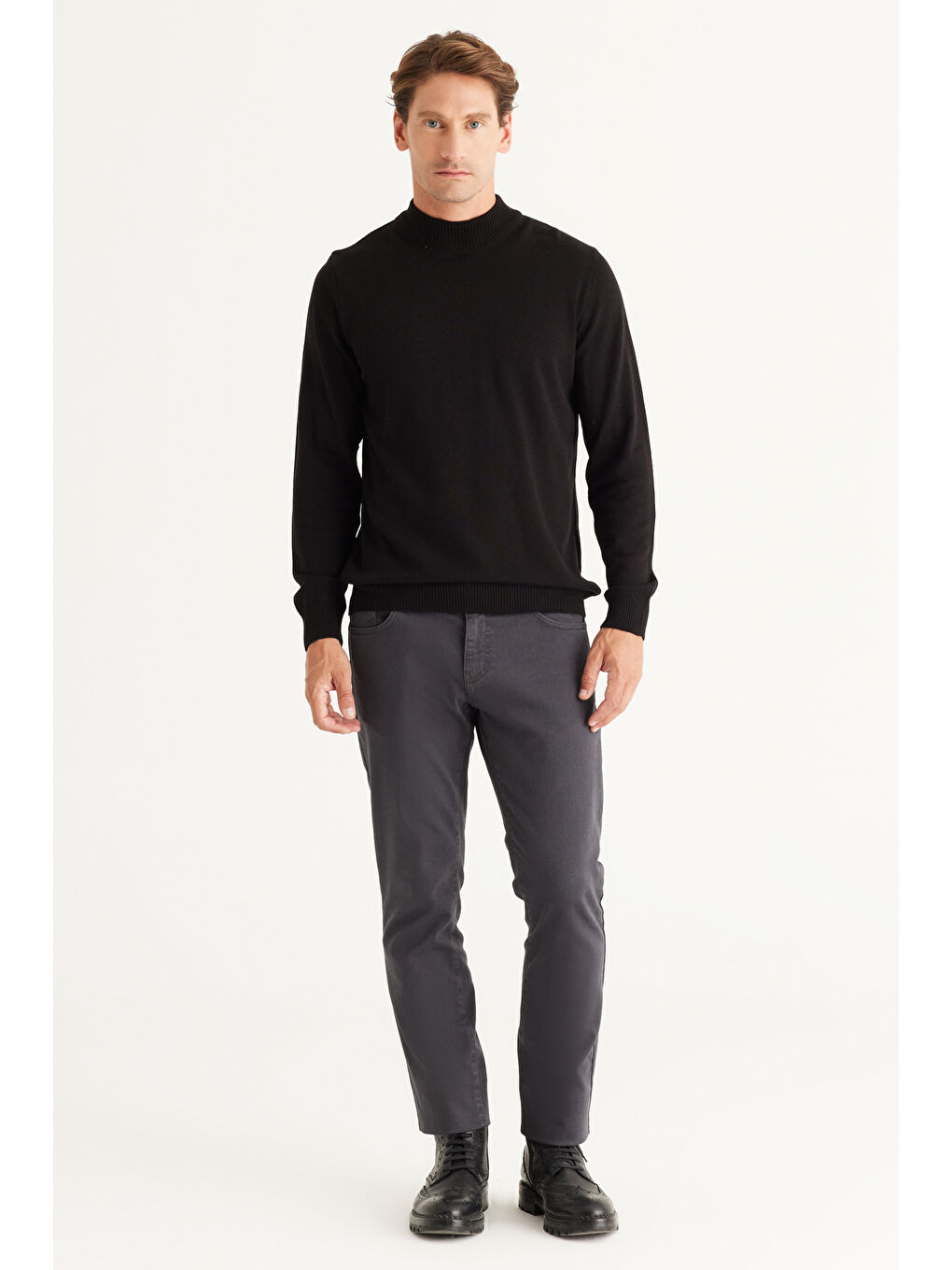 Erkek Siyah Standart Fit Normal Kesim Yarım Balıkçı Yaka Pamuklu Triko Kazak-1