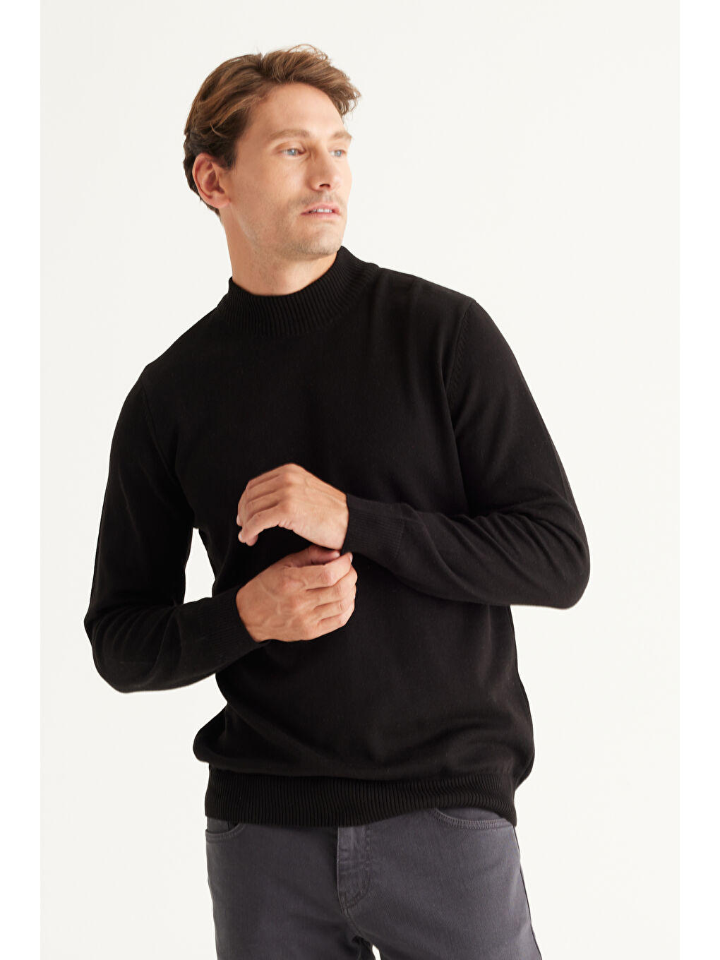 Erkek Siyah Standart Fit Normal Kesim Yarım Balıkçı Yaka Pamuklu Triko Kazak-2