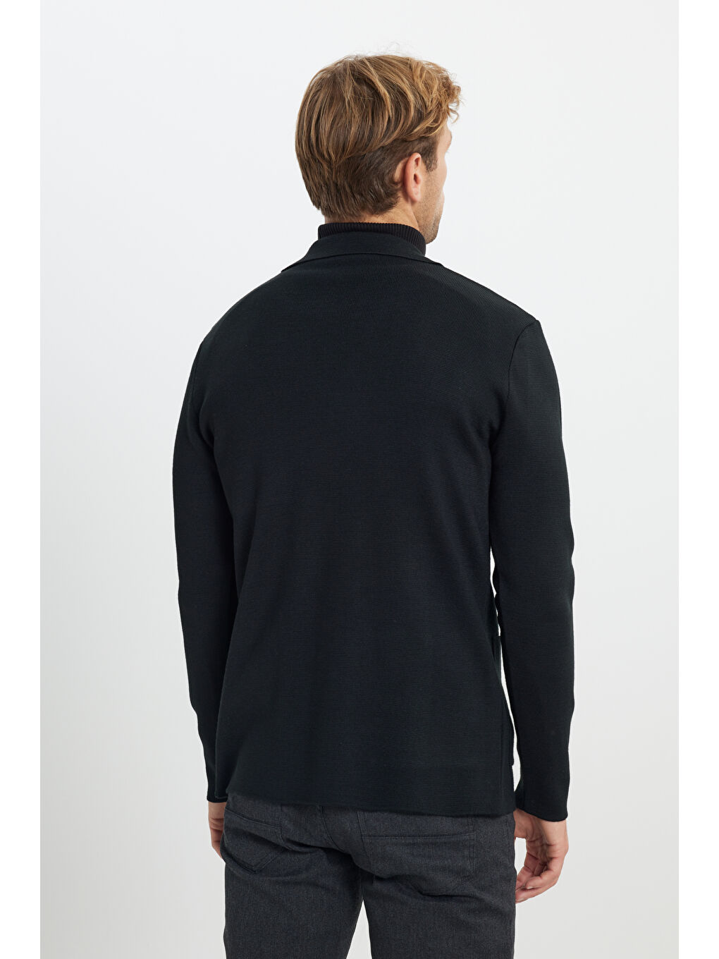 Erkek Siyah Sıcak Tutan Yünlü Standart Fit Normal Kesim Kruvaze Yaka Cepli Triko Ceket-6