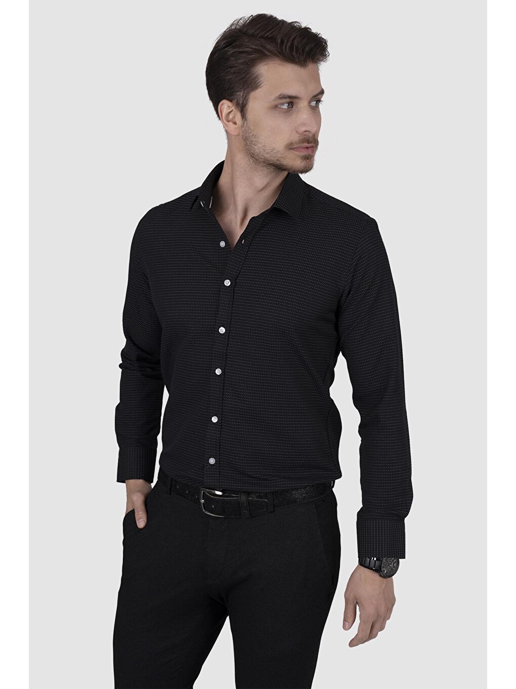 Nokta Desenli Siyah Slimfit Hediye Kutulu Gömlek-2