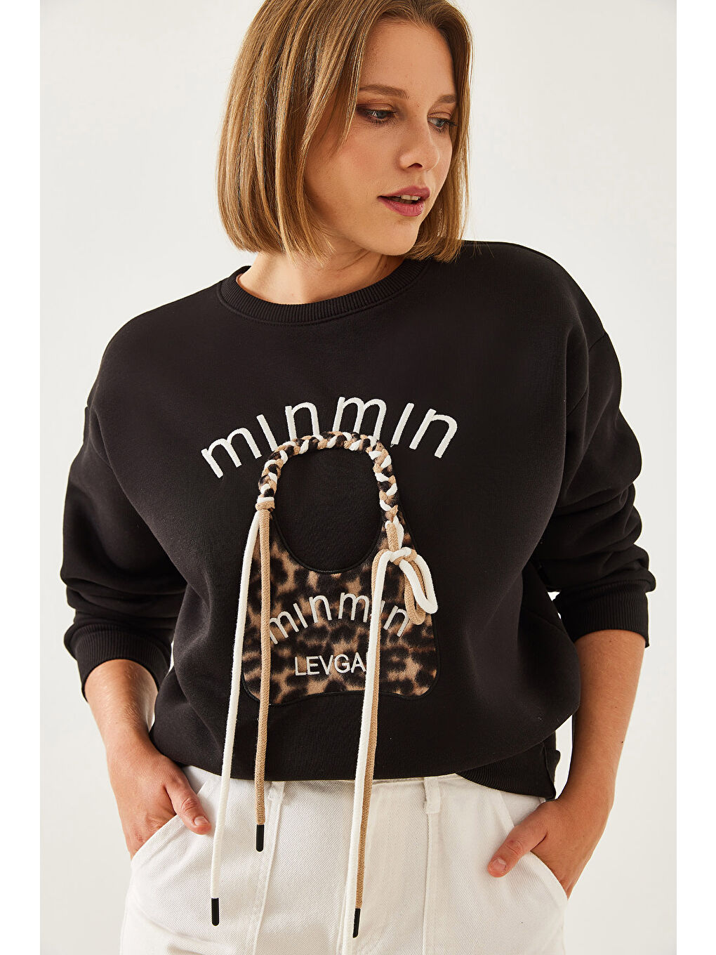 Siyah Kadın Leopar Çanta Nakışlı Sweatshirt-4