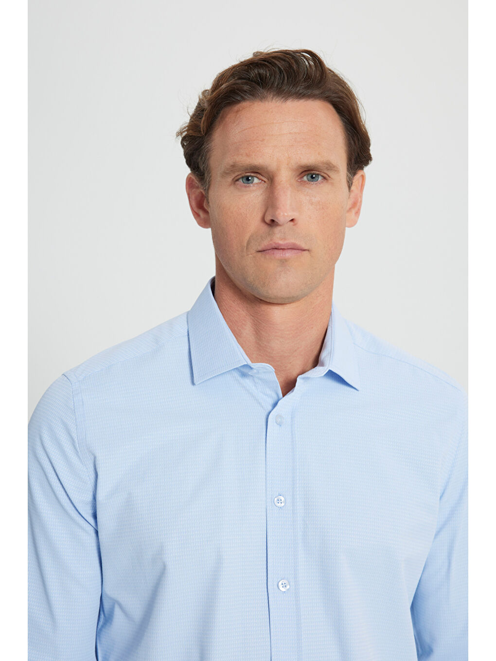 Erkek Açık Mavi Slim Fit Dar Kesim Klasik Yaka Armürlü Gömlek-3
