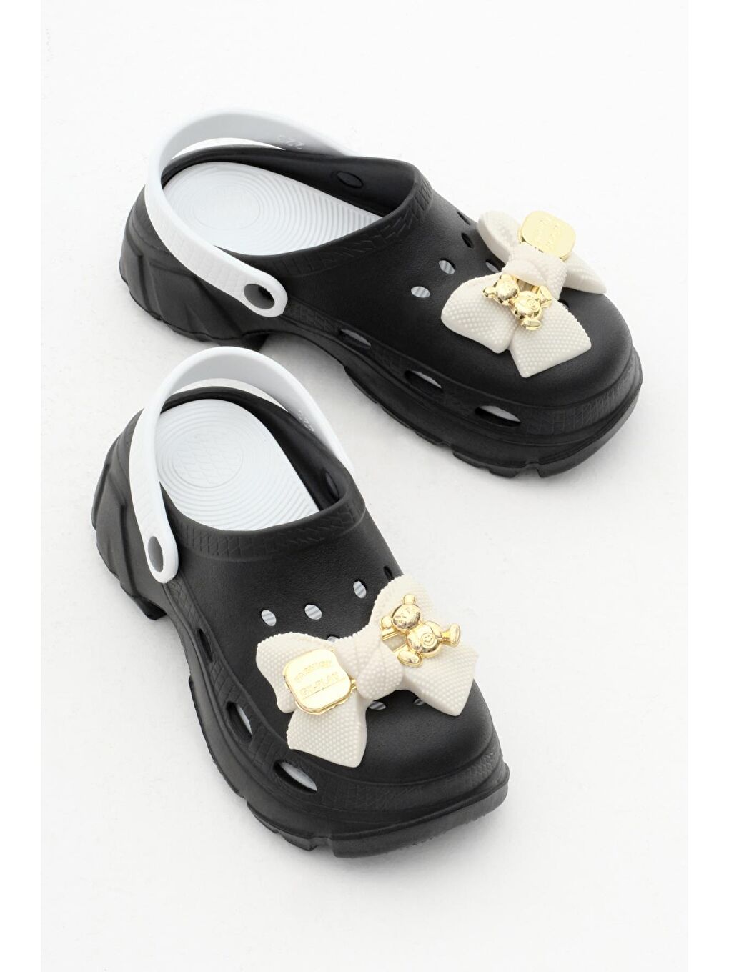 Kadın Siyah Beyaz Çıkartılabilir Taban Fiyonk Tokalı Yüksek Taban Eva Sandalet-2