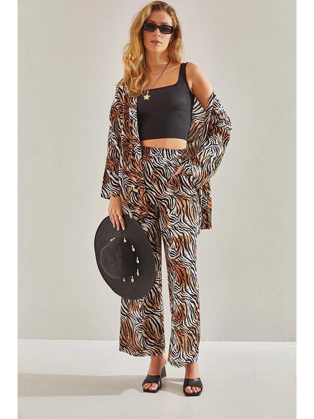 Siyah Kadın Desenli Beli Lastikli Pantolonlu Kimonolu Alt Üst Takım 60181018