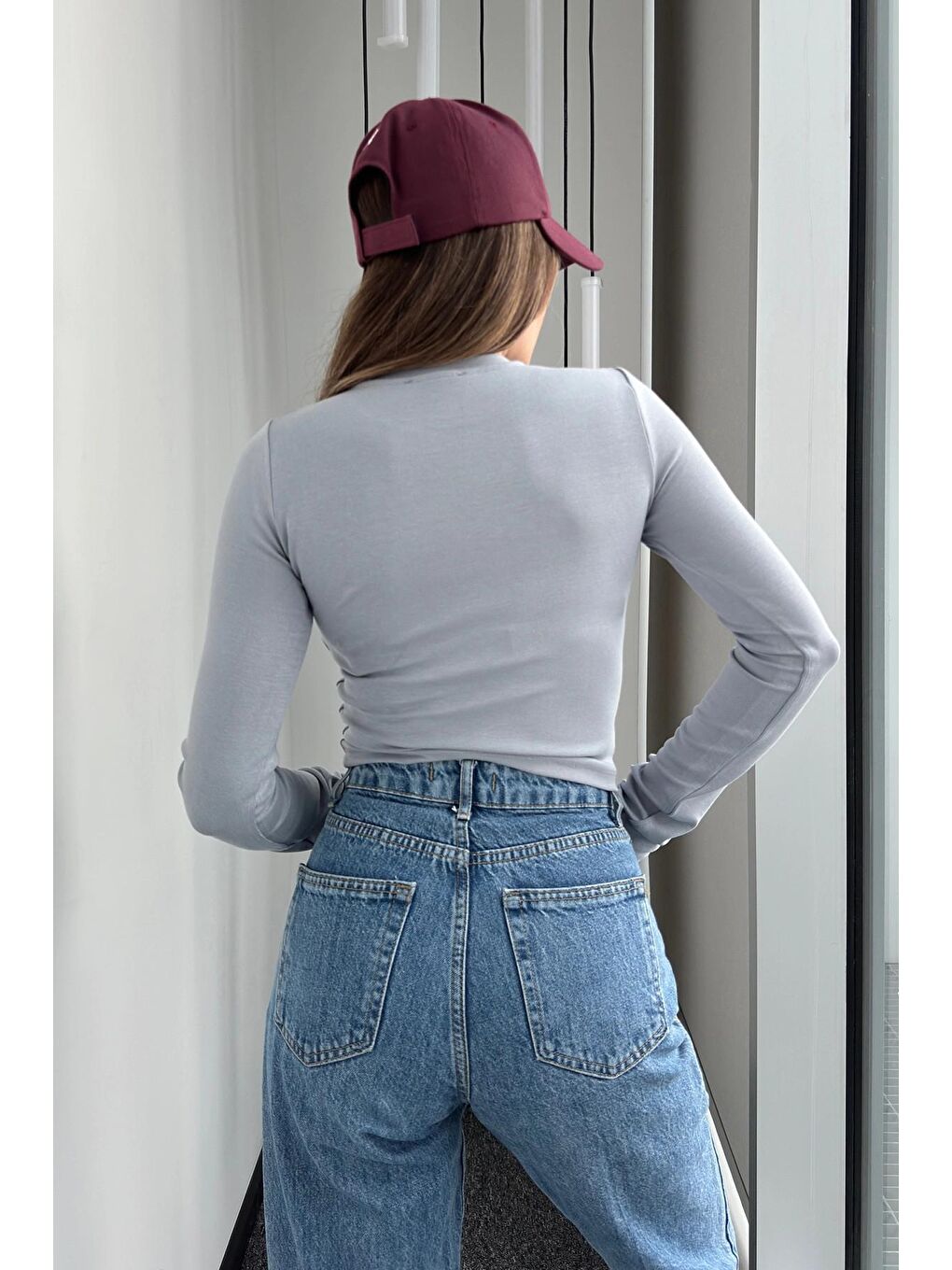 Gri Yuvarlak Yaka Elastanlı Uzun Kol Body Bluz-1