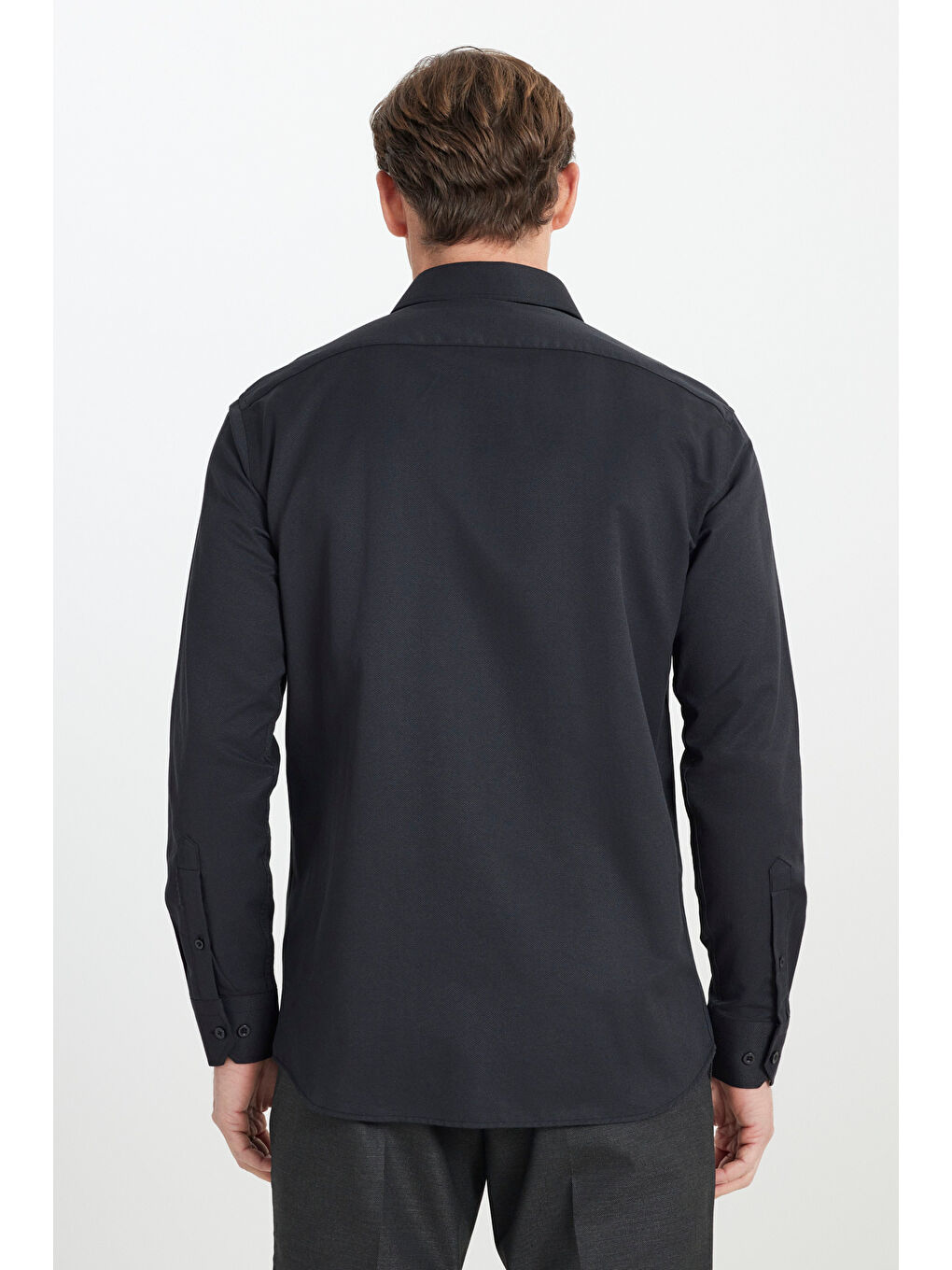 Erkek Siyah Regular Fit Geniş Kesim Klasik Yaka Armürlü Gömlek-4