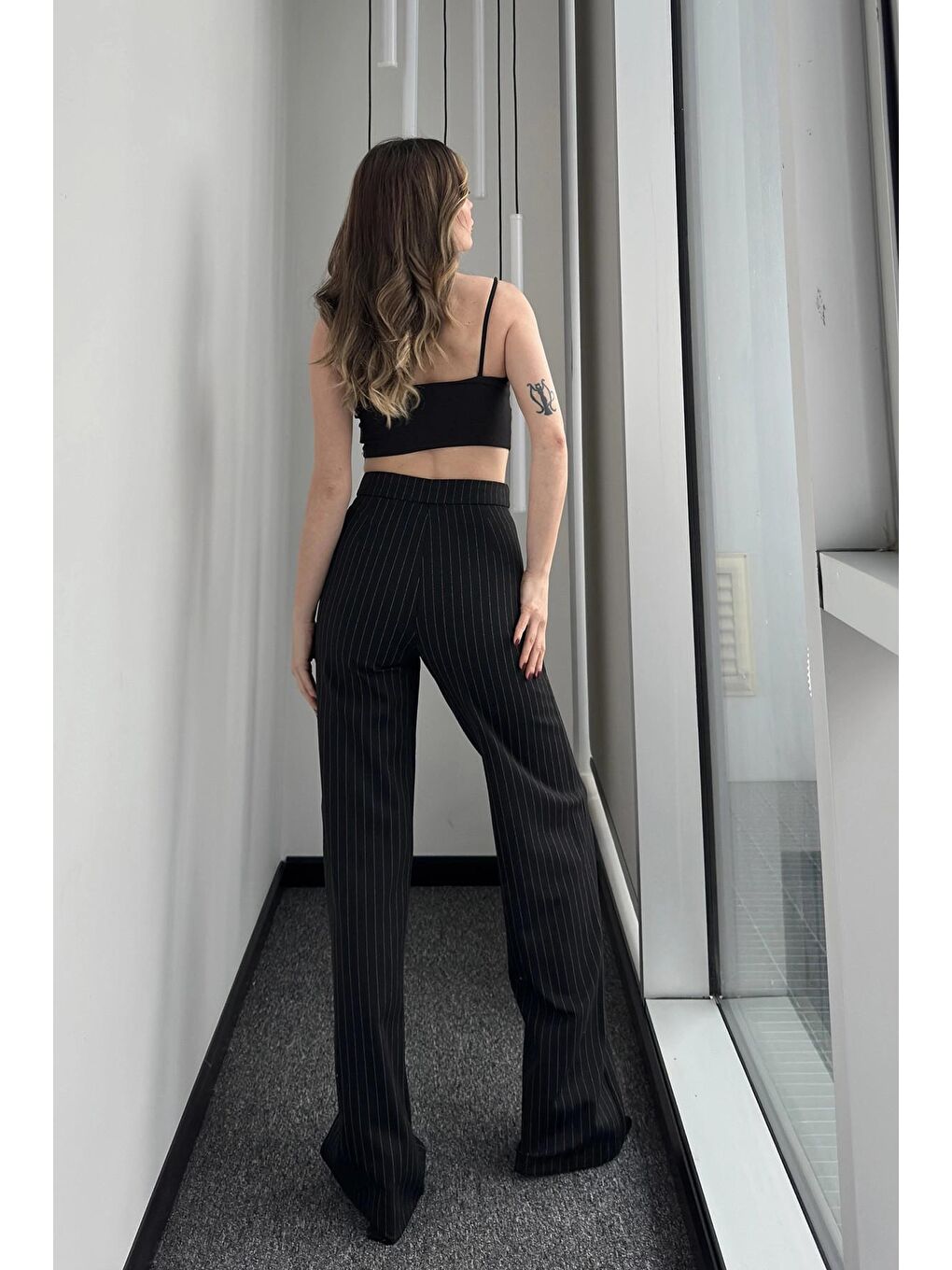 Siyah Yüksek Bel Çizgili Pamuklu Salaş Pantolon-3