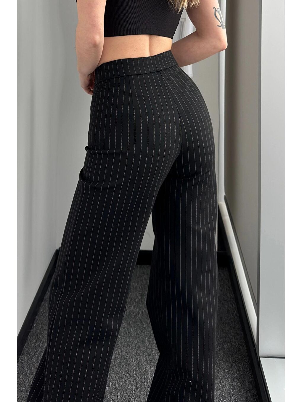 Siyah Yüksek Bel Çizgili Pamuklu Salaş Pantolon-4