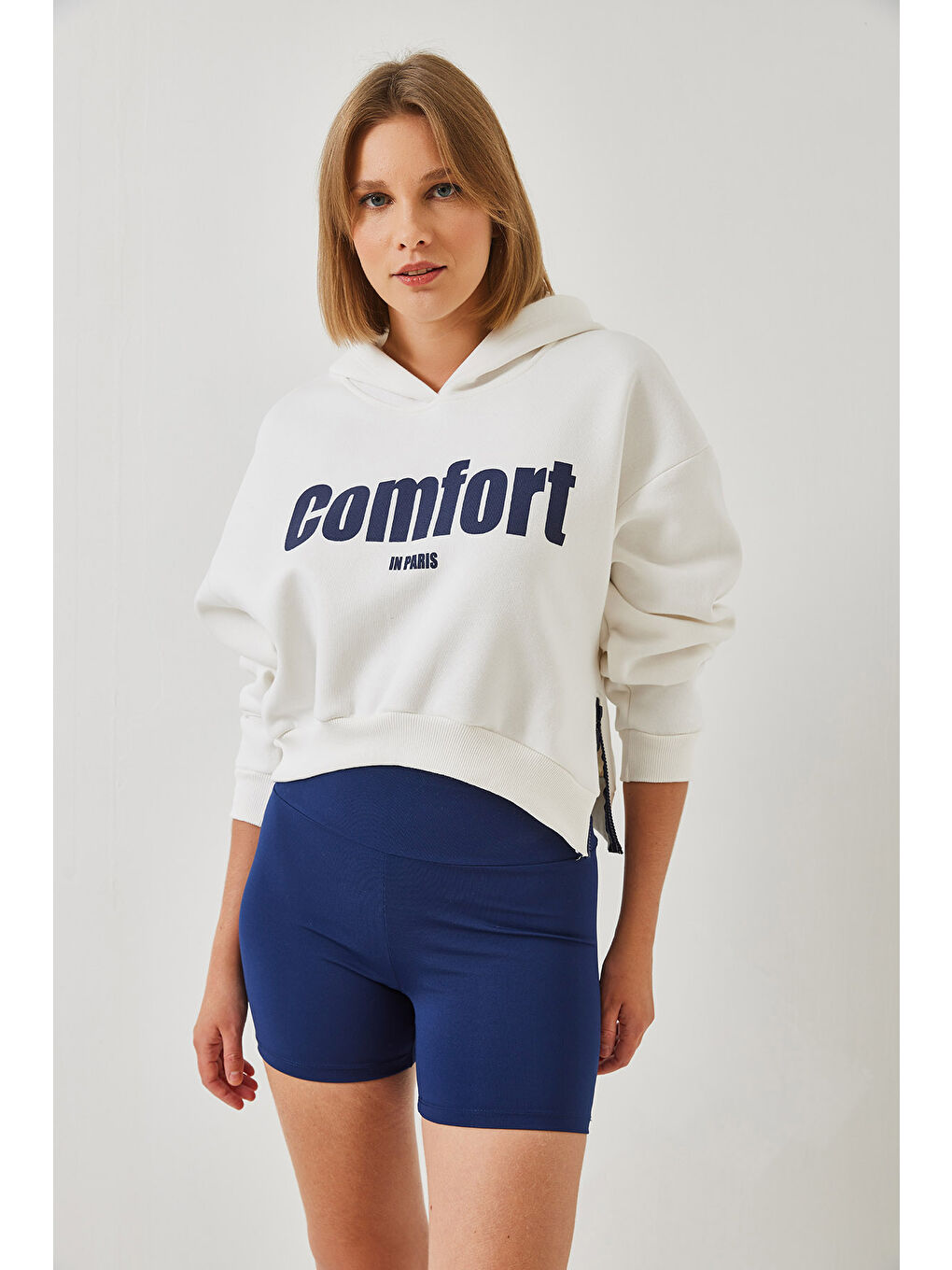 SHADE Beyaz Kadın Üç İplik Şardonlu Yanları Fermuarlı Crop Sweatshirt - 2