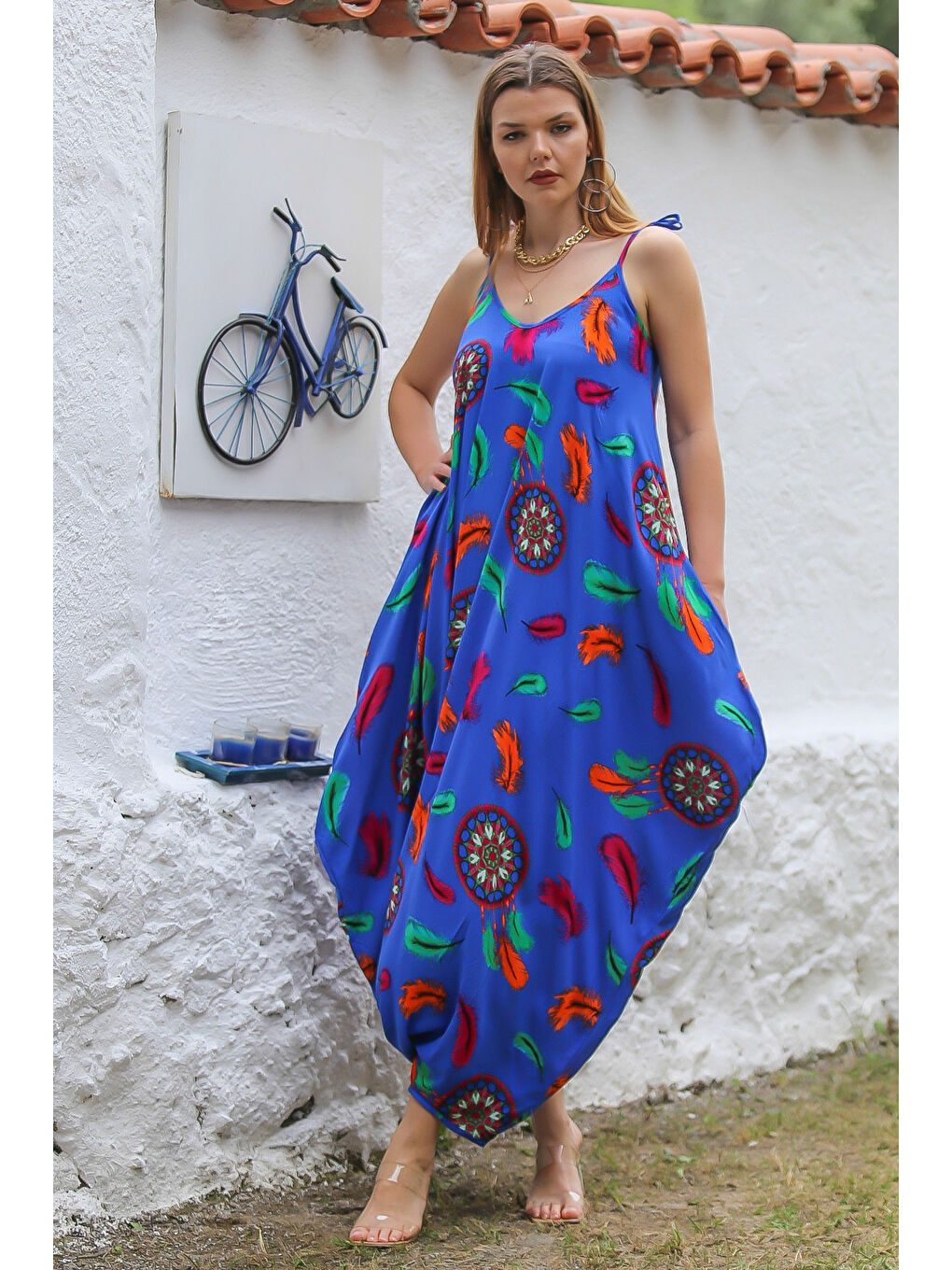 Chiccy Mavi V Yaka Askılı Cepli Allover Baskılı Dokuma Oversize Şalvar Paça Casual Tulum - 2