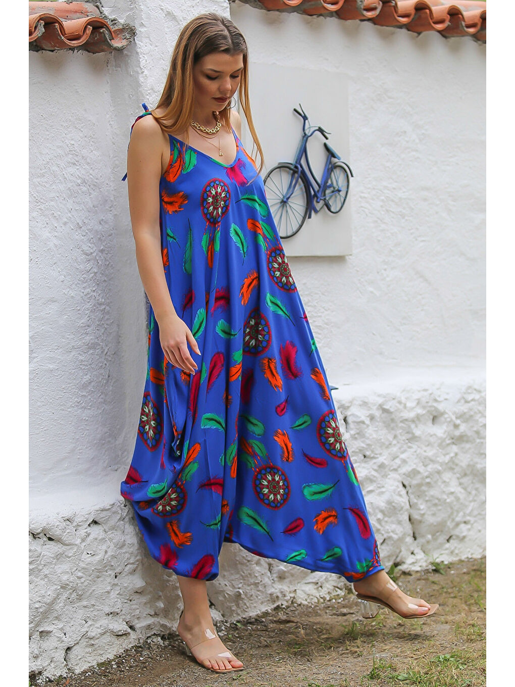 Chiccy Mavi V Yaka Askılı Cepli Allover Baskılı Dokuma Oversize Şalvar Paça Casual Tulum - 3