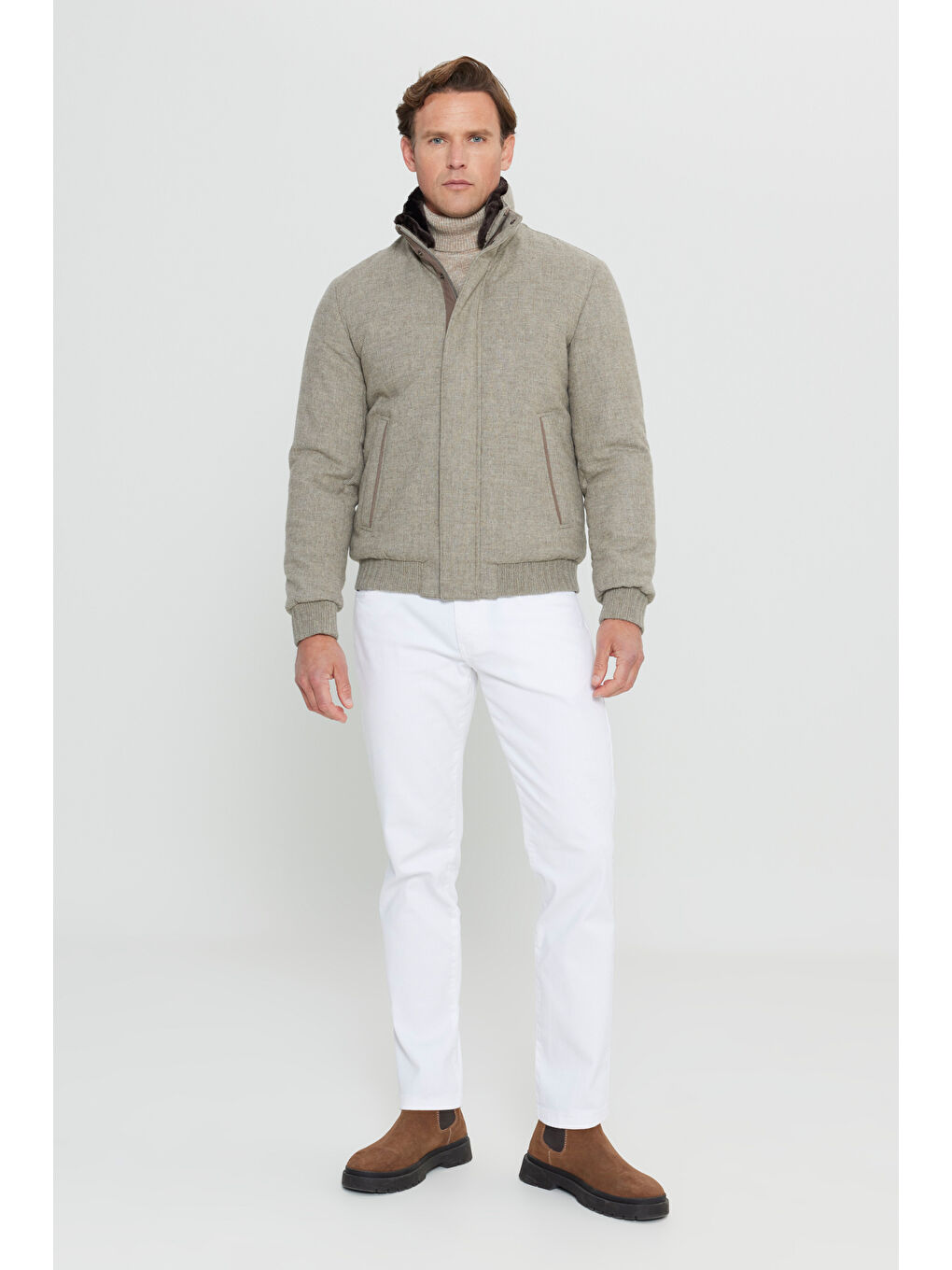 Erkek Bej Sıcak Tutan Standart Fit Normal Kesim Çıkma Kürklü Dik Yaka Kareli Kaşe Mont-1