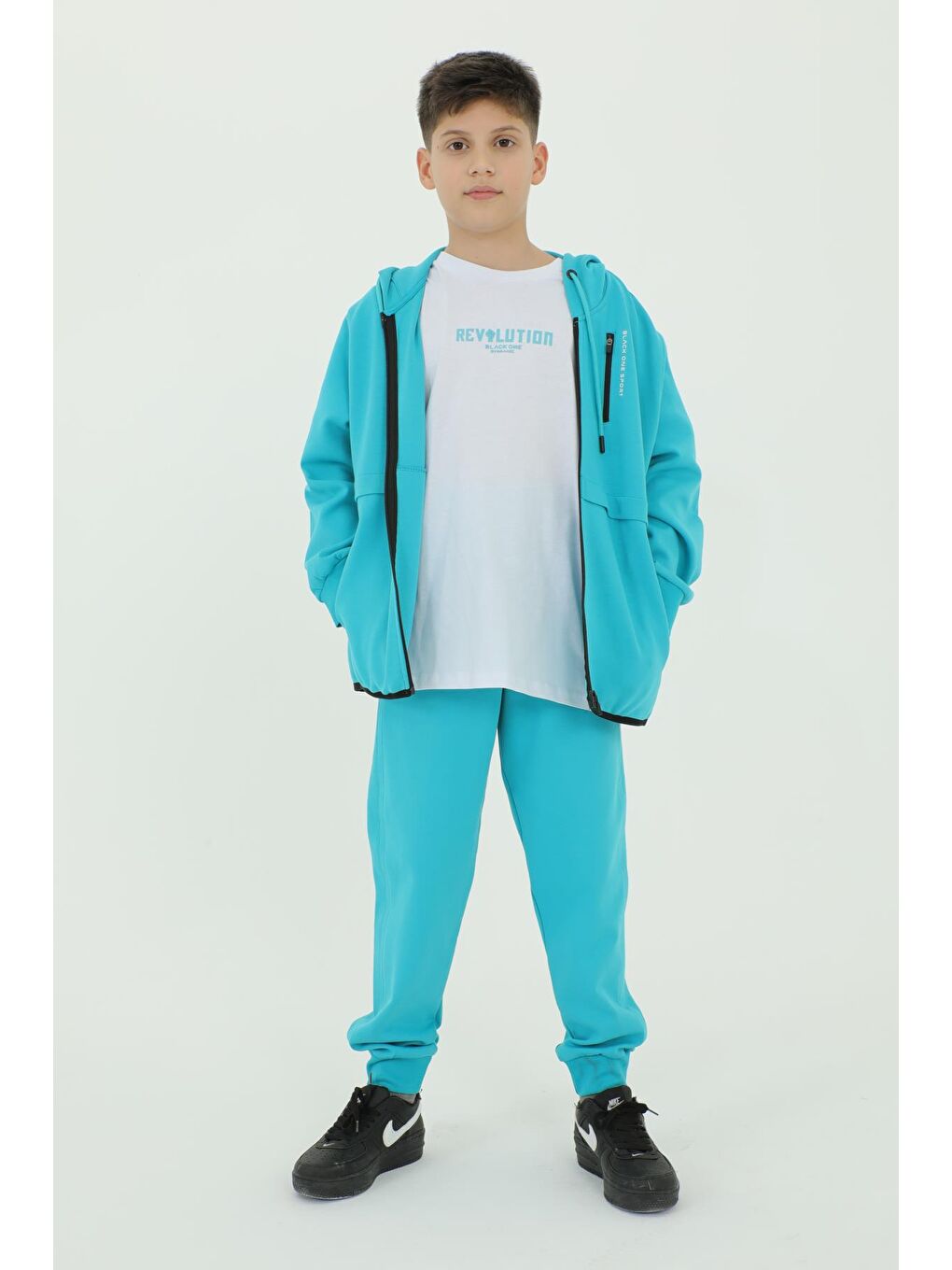 Mavi Erkek Çocuk Kapüşonlu Üç Parçadan Oluşan Baskı Detaylı Eşofman Takım