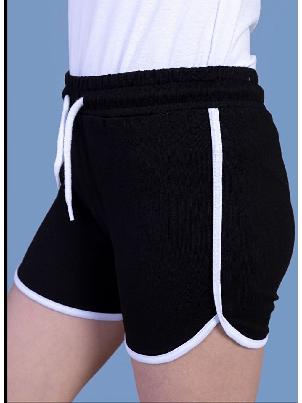 Siyah Kız Çocuk Garni Biyeli Şort-1