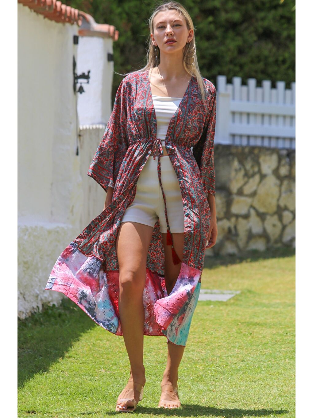 Chiccy Hindistan Bordo 3/4 Kol Bağlamalı Allover Baskılı Dokuma Casual Kimono Ceket