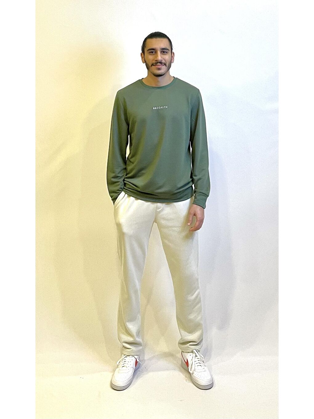 Haki Erkek Bisiklet Yaka Regular Fit Brooklyn Baskılı İnce Sweatshirt SPR22SW132