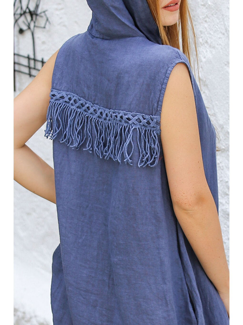 İtalyan Mavi Kapüşonlu Kolsuz Cepli Püsküllü Dokuma Casual Kimono Ceket-1