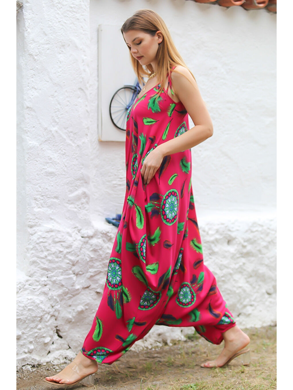 Fuşya V Yaka Askılı Cepli Allover Baskılı Dokuma Oversize Şalvar Paça Casual Tulum-3