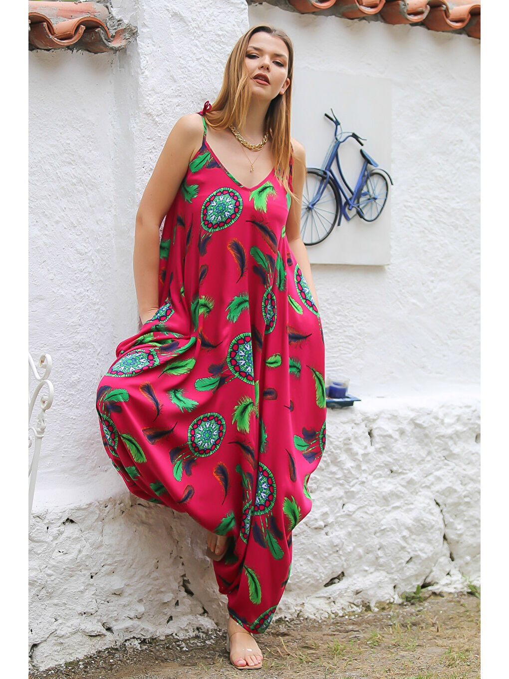 Fuşya V Yaka Askılı Cepli Allover Baskılı Dokuma Oversize Şalvar Paça Casual Tulum-5