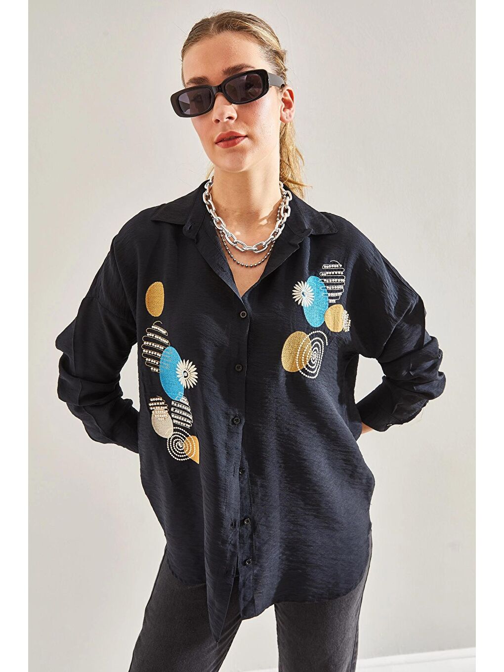 Siyah Modest Kadın Geometrik Taş İşlemeli Gömlek 60181004-3