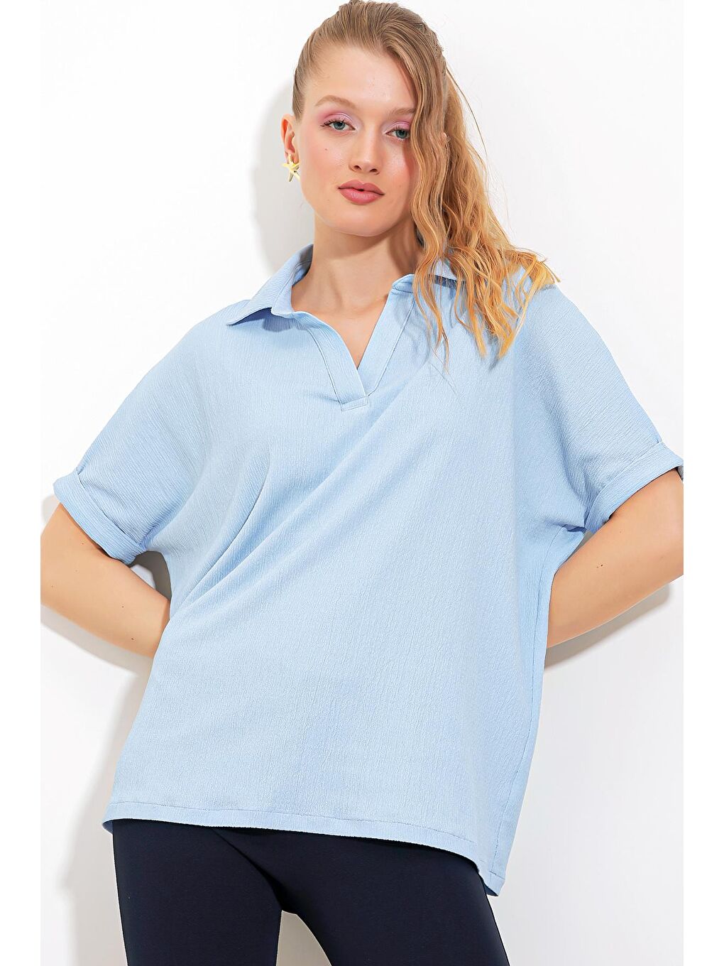 Kadın Mavi Oversize Polo Yaka Örme Bluz 0486-2