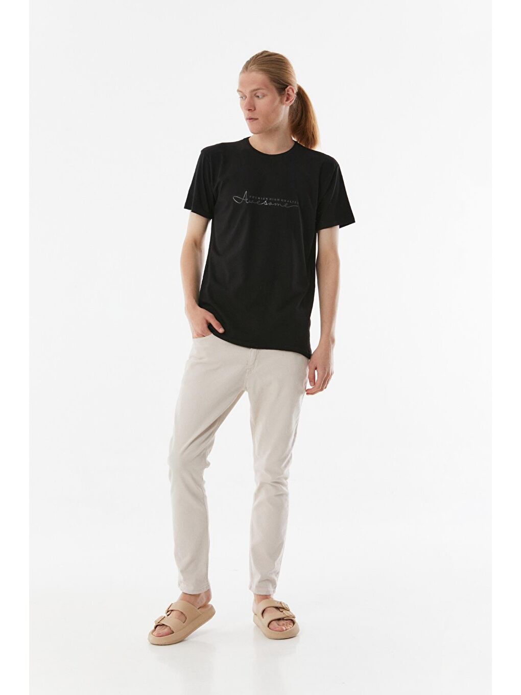 Siyah Baskılı Bisiklet Yaka Tişört-1