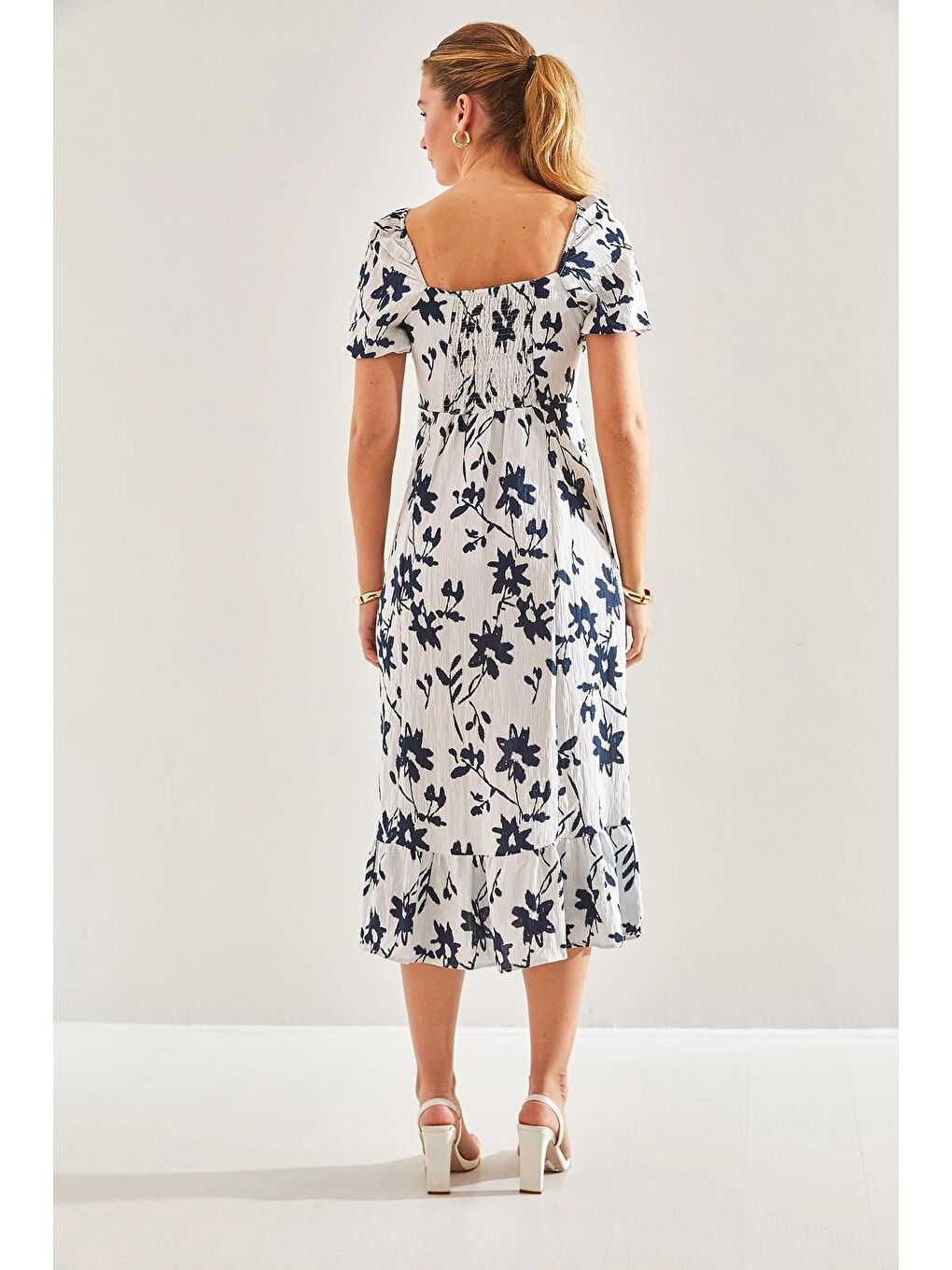 Ekru Kadın Çiçek Desenli Elbise 60181001-1