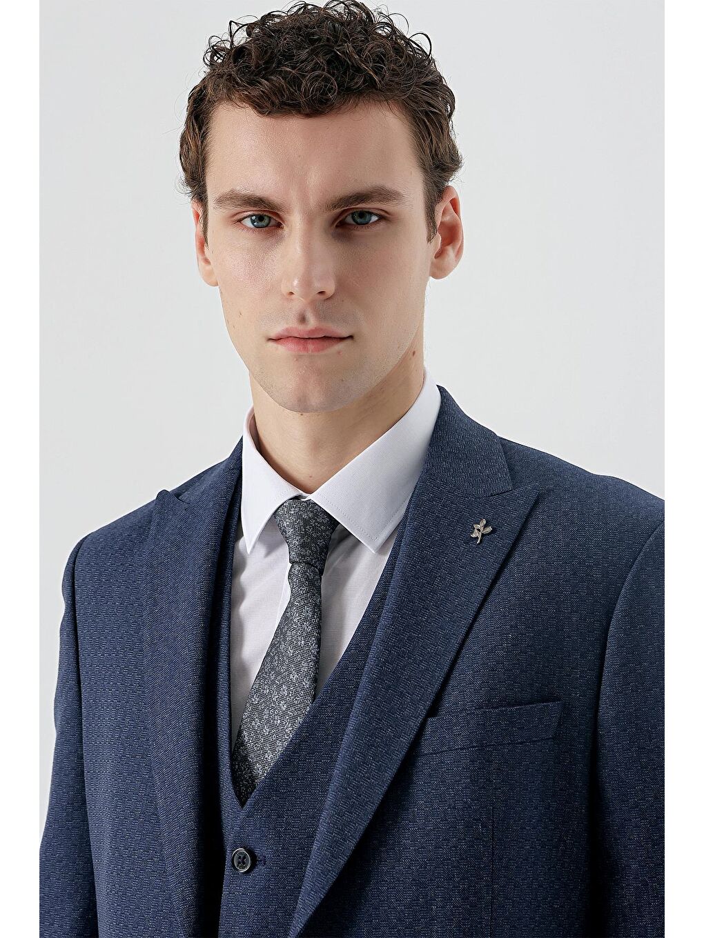 Koyu Lacivert Kırlangıç Yaka Yelekli 6 Drop Slim Fit Dar Kesim Klasik Takım Elbise 1001235168-5