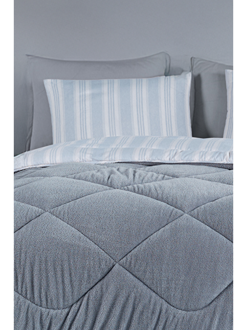 Uyku Seti Wellsoft Yorganlı Pofuduk 4 Parça Çift Kişilik Soft Line Gri-2