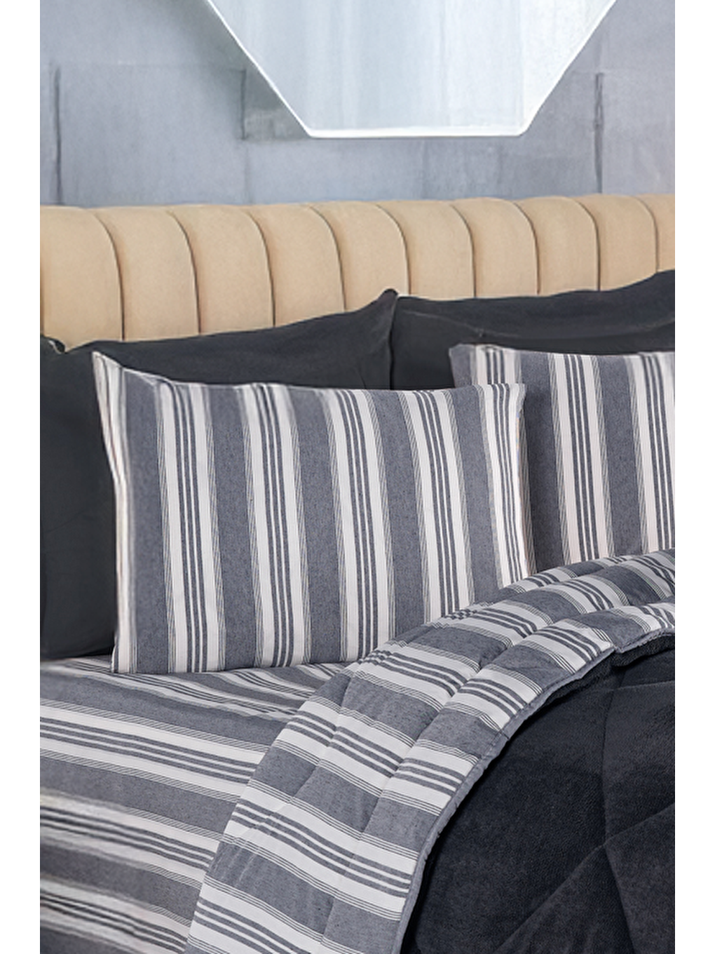 Uyku Seti Wellsoft Yorganlı Pofuduk 3 Parça Tek Kişilik Soft Line Antrasit-1