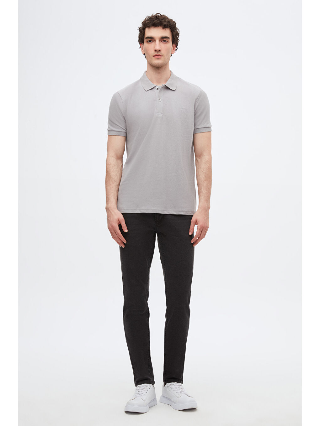 Regular Fit Gri %100 Pamuklu Uzun Ömürlü Kıvrılmaz Polo Yaka Nakışlı Tişört-3